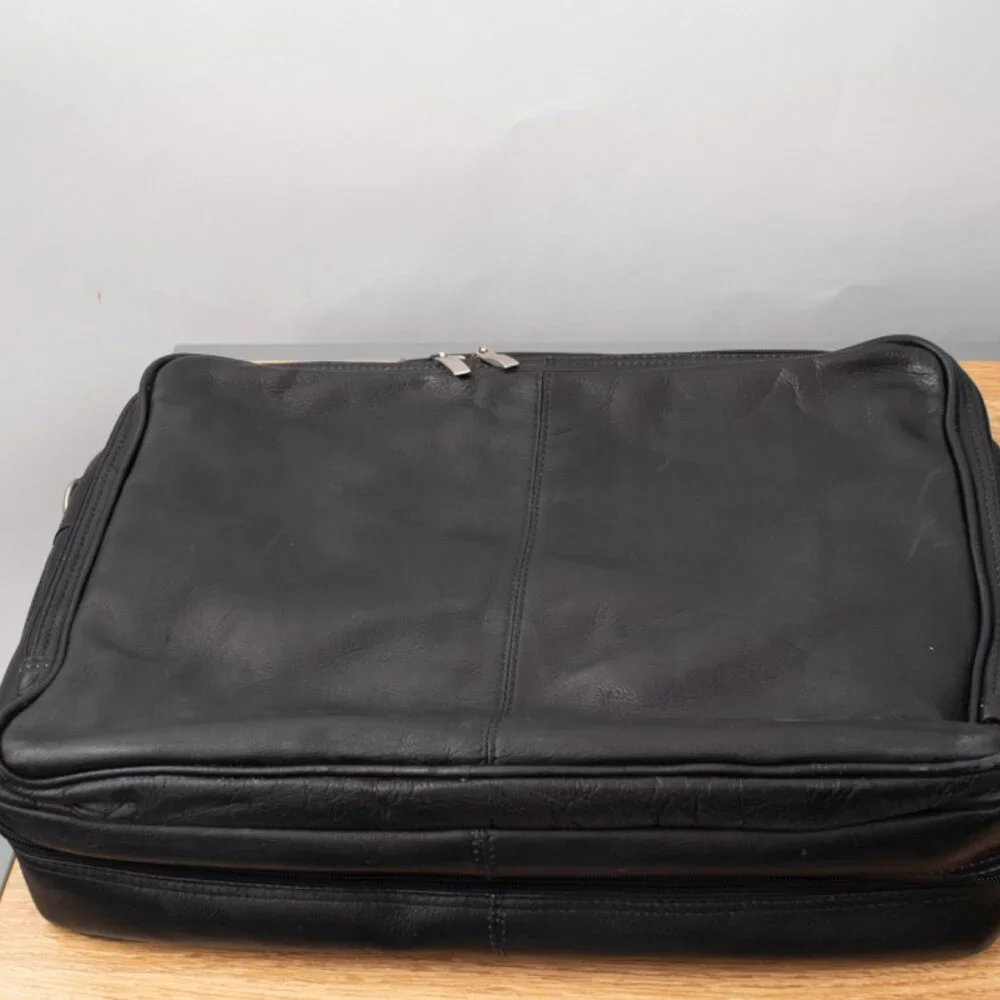 Queros Volare Black Columbian Leather Messanger Brief Bag Removable Strap